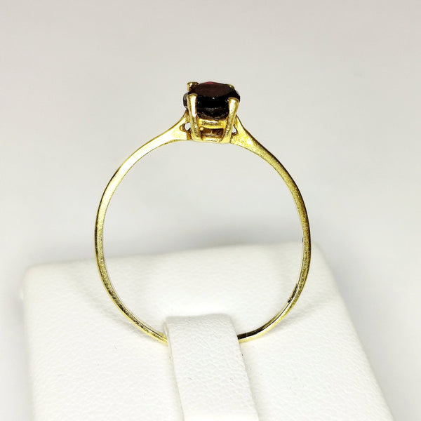 Bague en or jaune 18 carats avec grenat – T 58