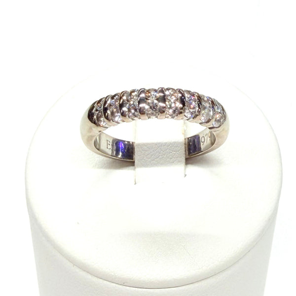 Exquise bague en Or Gris avec diamants