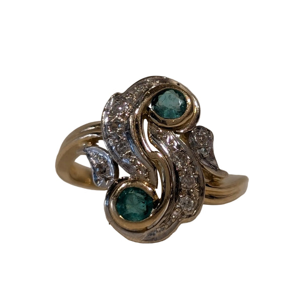 Bague Ancienne en Or Jaune avec Diamants et Emeraude 18k