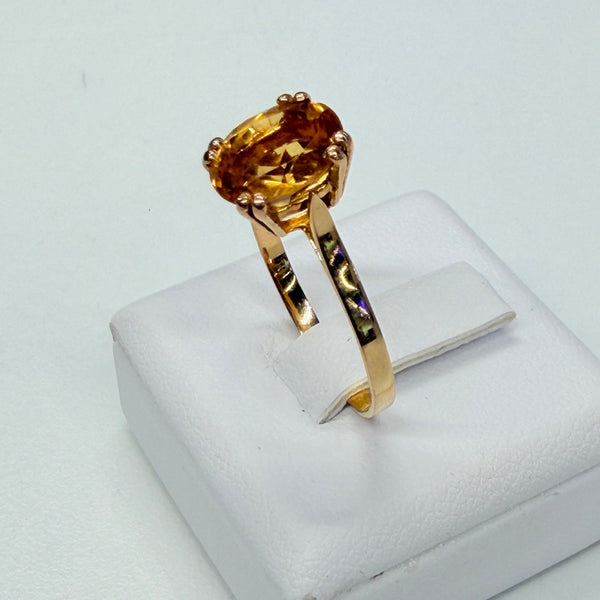 Bague en or jaune 18k avec citrine Taille 56