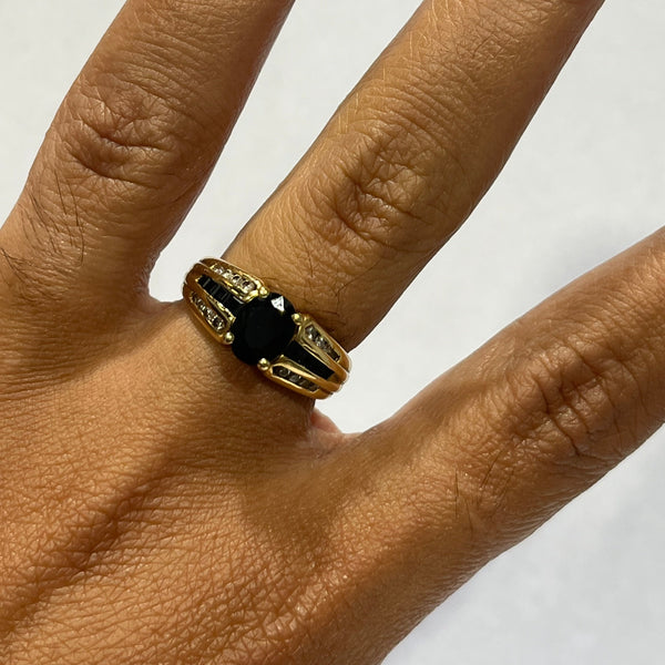 Bague avec Diamants et Saphir en Or Jaune 18 Carats