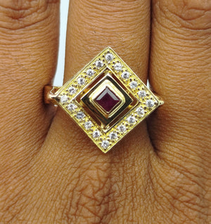Bague Ancienne en Or Jaune 18K avec Rubis et Zirconium - Taille 60