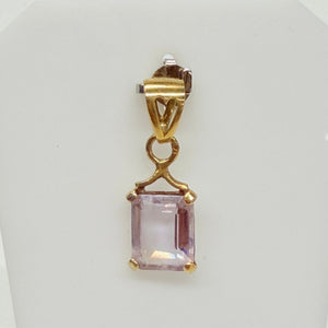 Pendentif en Or Jaune 18k avec Améthyste