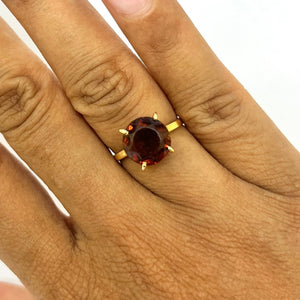 Bague Solitaire Or Jaune 18K avec Grenat - Taille 50