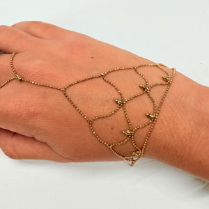 Bracelet main en or jaune 18 K