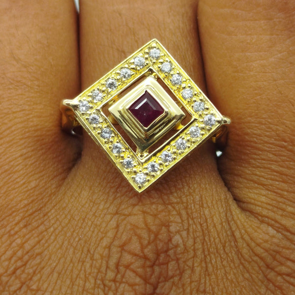 Bague Ancienne en Or Jaune 18K avec Rubis et Zirconium - Taille 60