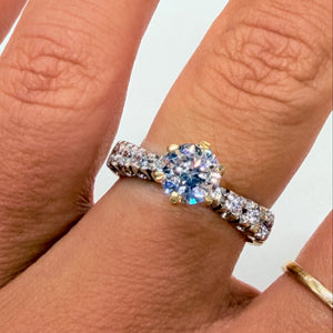 Bague or jaune 18k avec zirconium Taille 56
