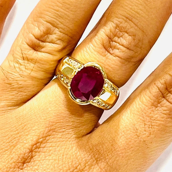Bague en Or Jaune 18k avec Diamants et Rubis - Taille : 54