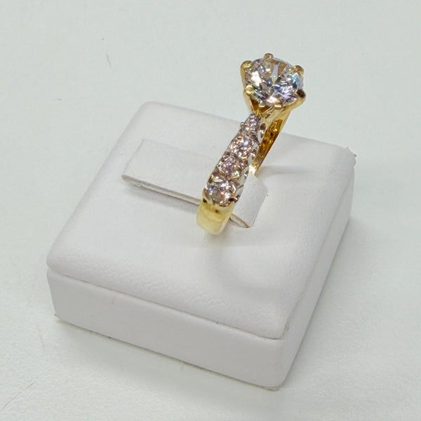Bague or jaune 18k avec zirconium Taille 56