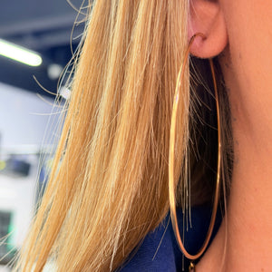 Boucles d'oreilles créoles en or jaune 18 K