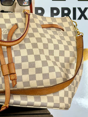 Sac Seau Girolata Damier Azur Blanc Louis Vuitton