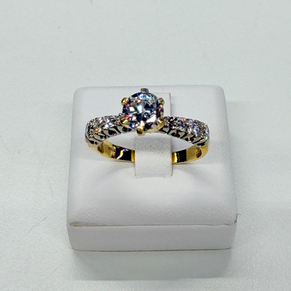 Bague or jaune 18k avec zirconium Taille 56