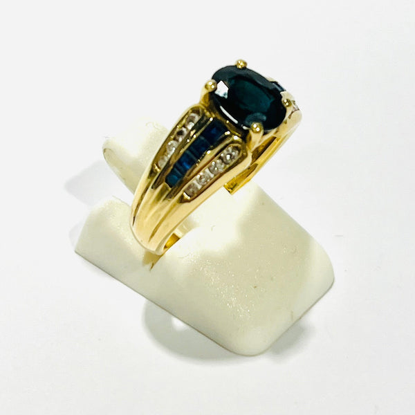 Bague avec Diamants et Saphir en Or Jaune 18 Carats