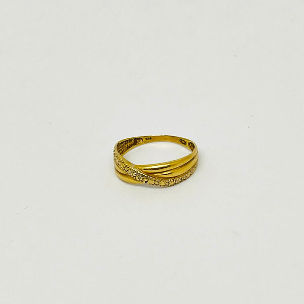 Bague en Or Jaune 18 Carats avec Éclats de Diamants - Taille 58