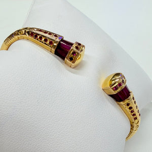 Bracelet Jonc Ouvert en Or Jaune 18k avec Rubis