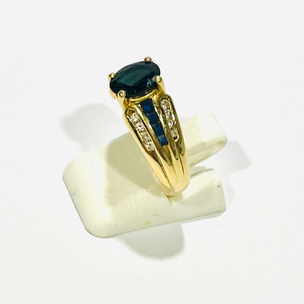 Bague avec Diamants et Saphir en Or Jaune 18 Carats