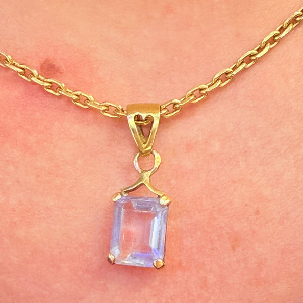 Pendentif en Or Jaune 18k avec Améthyste