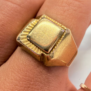 Bague Chevalière Asymétrique en Or Jaune 18K - Taille 56