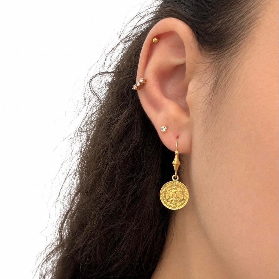 Boucles d'oreilles pendantes en or jaune 18k