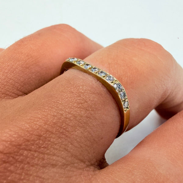 Bague en Or Jaune 18K avec 12 Diamants - Taille 55